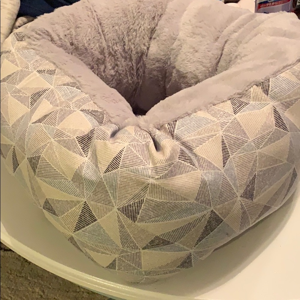 Dog/Cat Bed